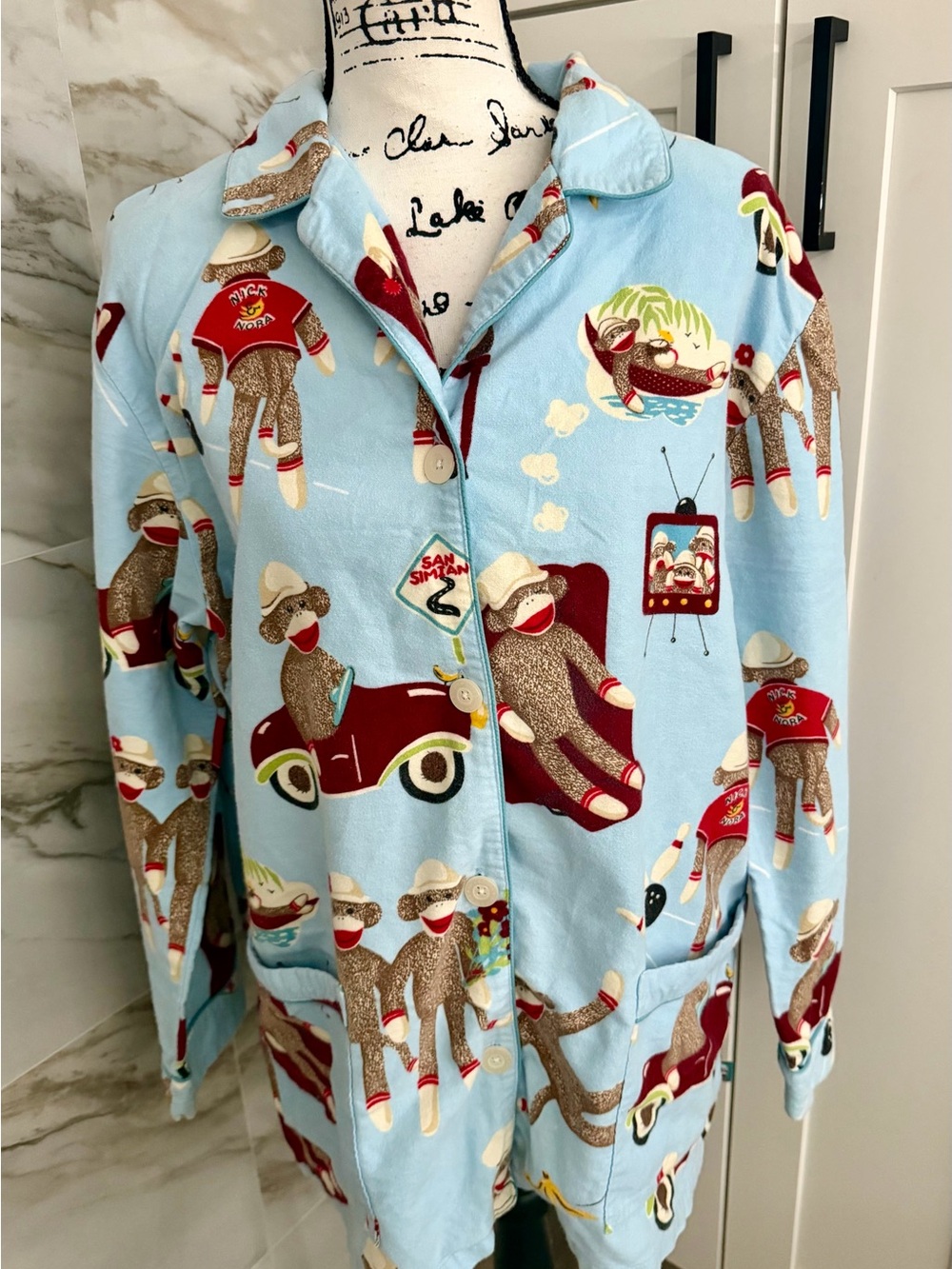 Nick & Nora Light Blue Flannel Sock Monkey Pajama Top xL 100% Cotton Button Up